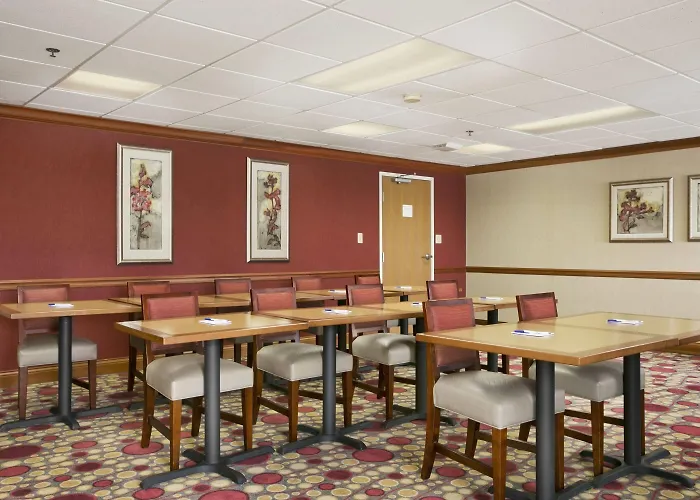 Baymont By Wyndham Evansville North/Haubstadt