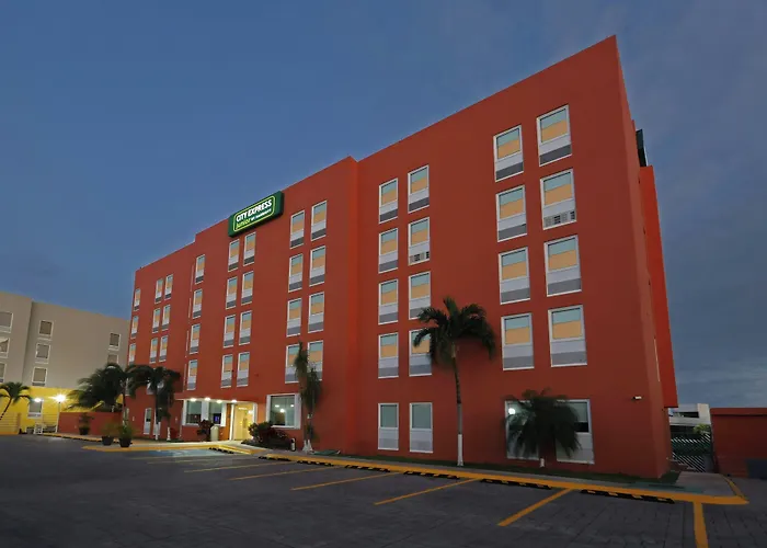 City Express Junior By Marriott Cancún