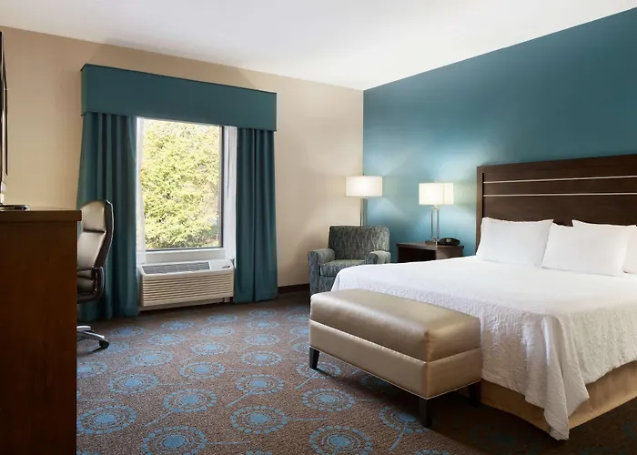 Hampton Inn & Suites Aberdeen/Apg South