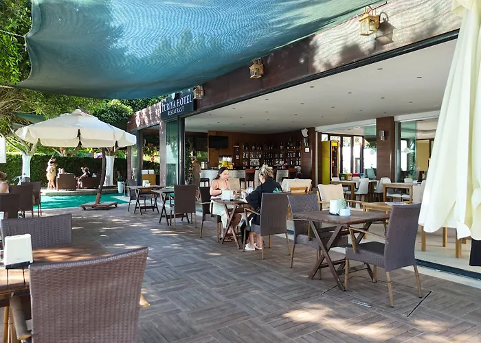 Hotel Turiya