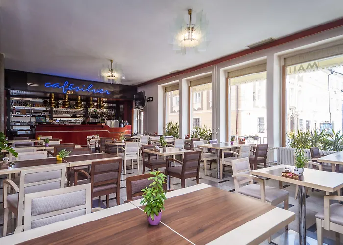 Lh Hotel Medinek Old Town