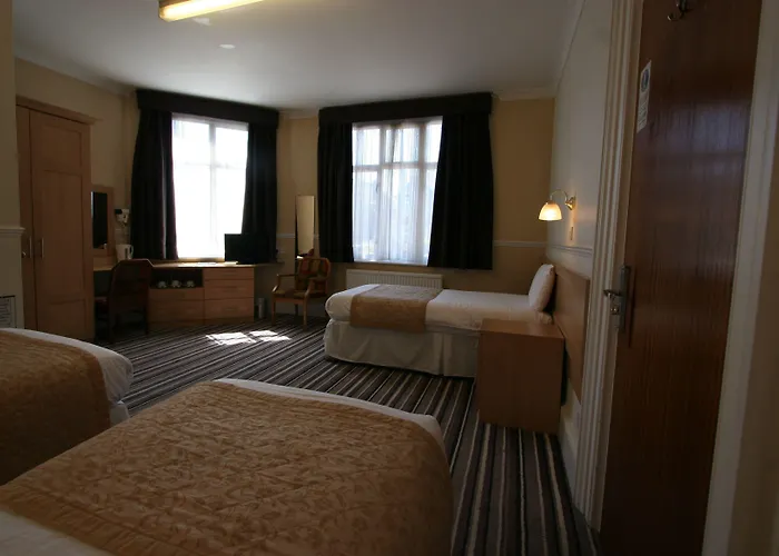Grange Moor Hotel