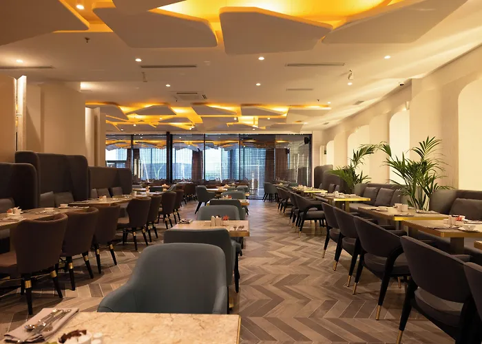 Emerald Hotel