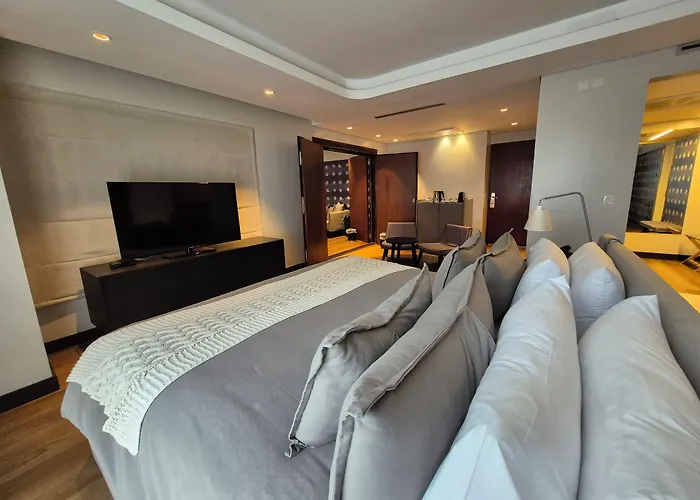 Ilum Experience Home