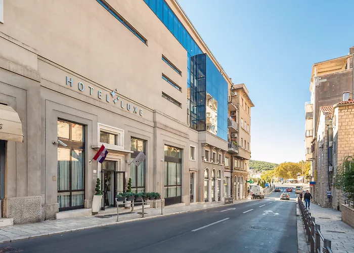 Hotel Luxe