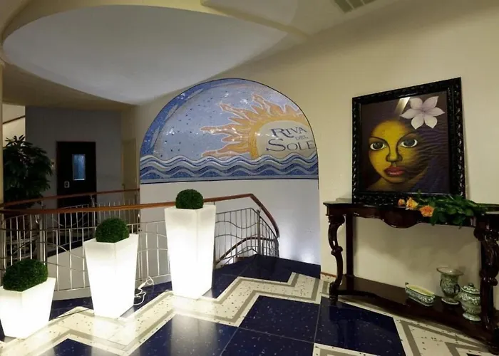 Hotel Riva Del Sole