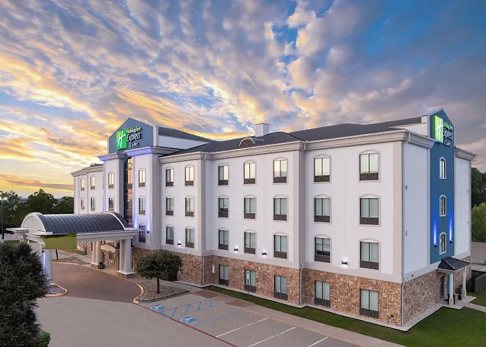 Holiday Inn Express & Suites - Denton North By Ihg