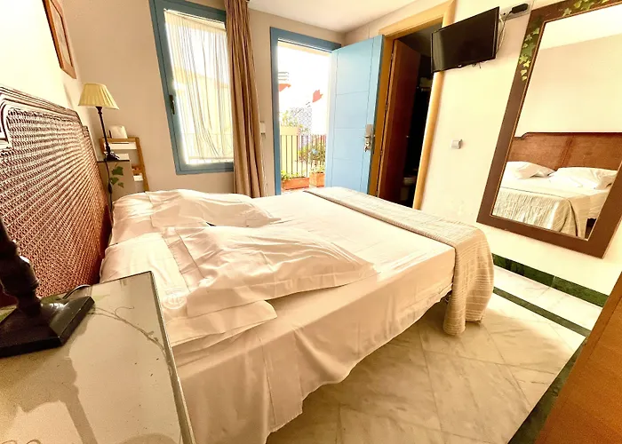 Hotel Conde De Cardenas