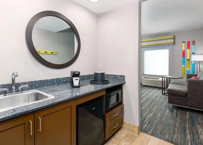 Hampton Inn And Suites Hartford/Farmington