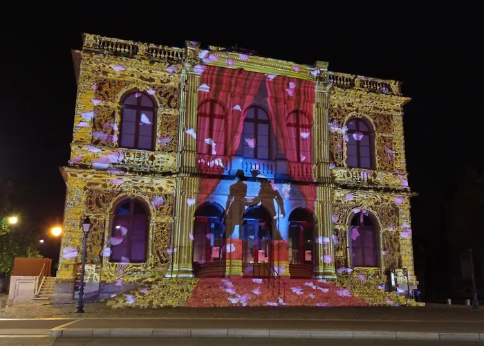 L'Hotel De Chartres - Logis