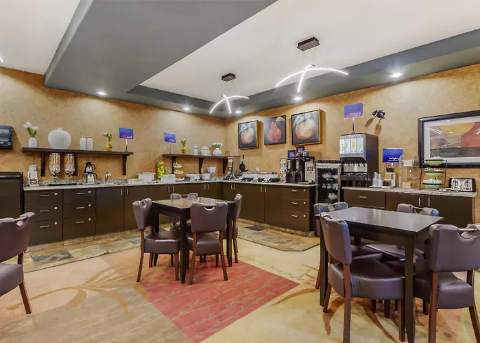 Best Western Wainwright Inn & Suites