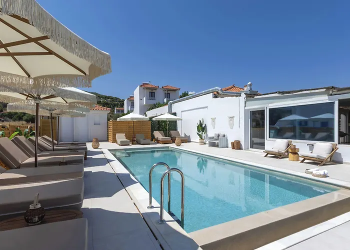 Laza Beach Inn Hotel