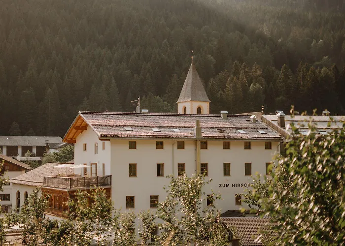 Zum Hirschen Boutique Hotel Val di Non