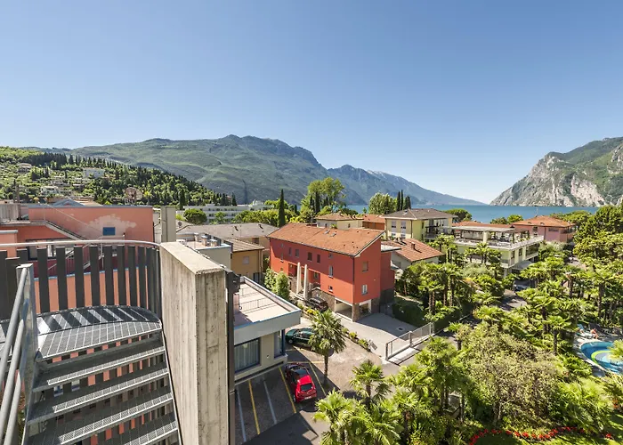 Parc Hotel Flora S