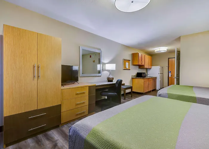 Studio 6 Lenexa - Overland Park