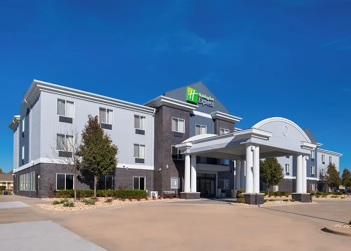 Holiday Inn Express & Suites Pittsburg By Ihg