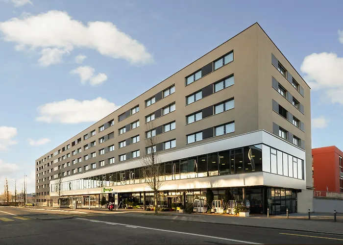Holiday Inn Zürich Messe, an IHG Hotel