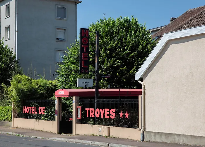 Contact Hôtel De Troyes 5 mn centre ville avec parking privé