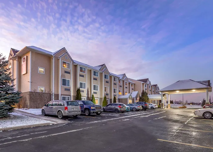 Best Western Plus Woodstock Inn&Suites