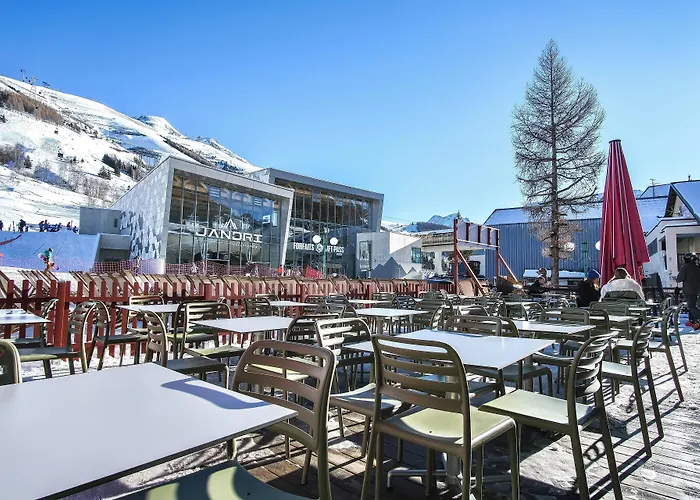 Hôtel Les 2 Alpes L'Orée Des Pistes