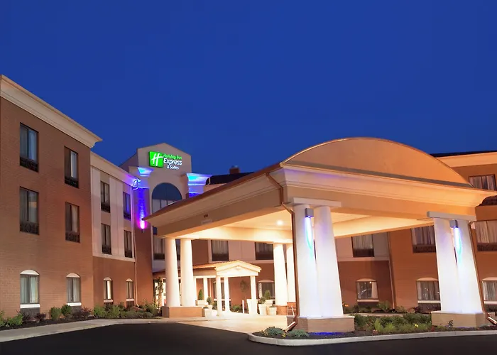 Holiday Inn Express & Suites Akron Regional Airport Area By Ihg