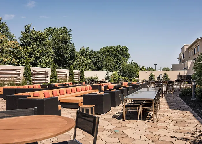 Courtyard By Marriott Lafayette Hotel