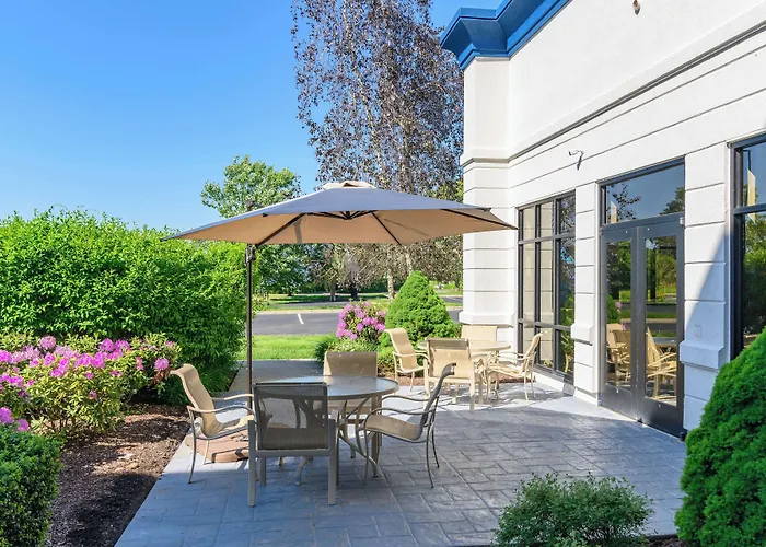 Hampton Inn & Suites Hartford-Manchester