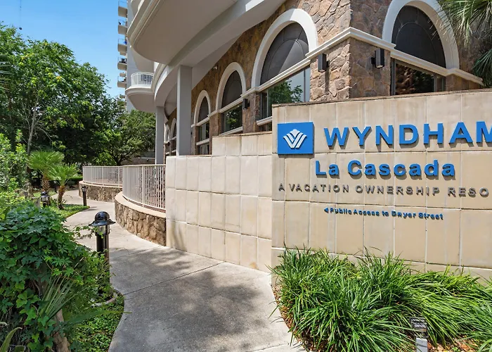 Club Wyndham La Cascada Hotel San Antonio