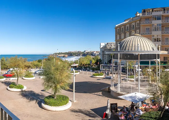 Hotel Restaurant de l'Océan - Coeur de ville, proche Grande Plage et Port Vieux Biarritz