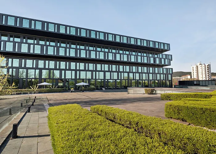 Axis Viana Business & Spa Hotel