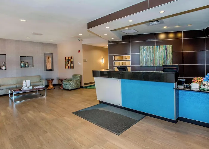Springhill Suites By Marriott Pueblo Downtown