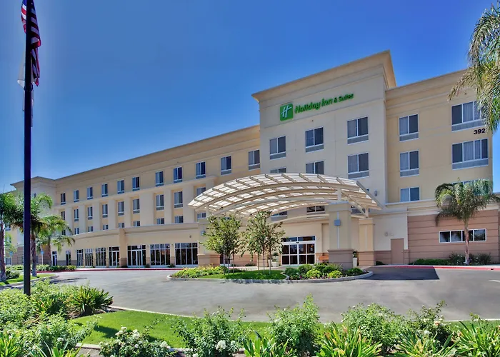 Holiday Inn & Suites Bakersfield By Ihg