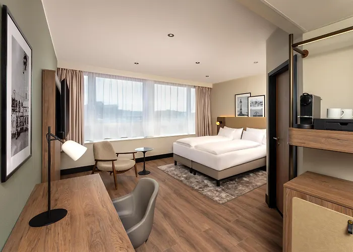 Hotel Astor Kiel By Campanile