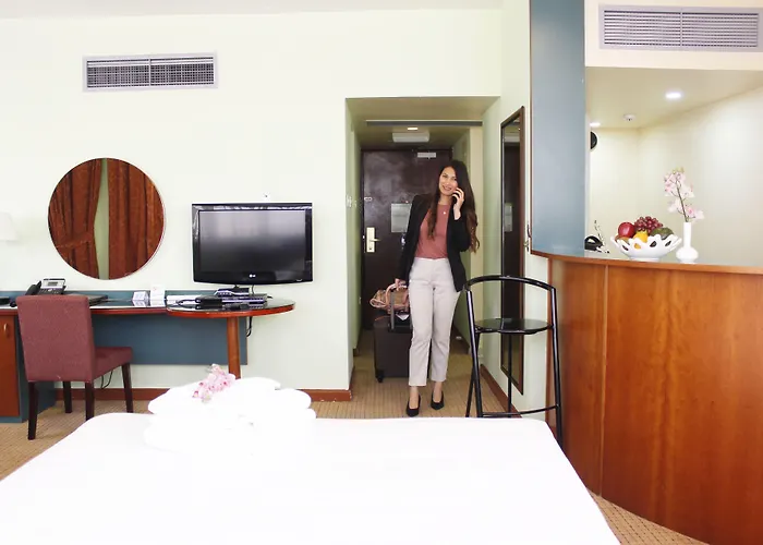 Al Diar Dana Hotel