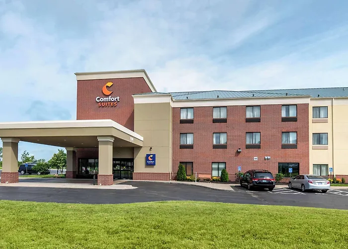 Comfort Suites Speedway - Kansas City