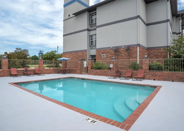 Best Western Plaquemine Inn