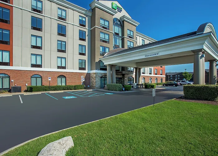 Holiday Inn Express & Suites Lebanon-Nashville Area By Ihg