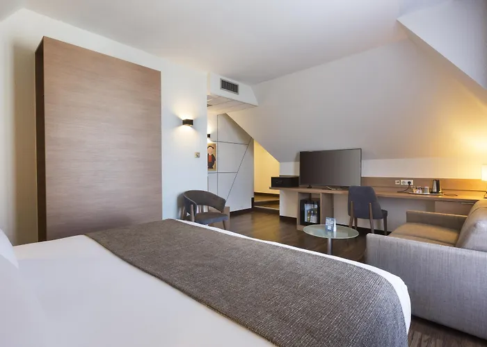 Kyriad Hotel Strasbourg Lingolsheim