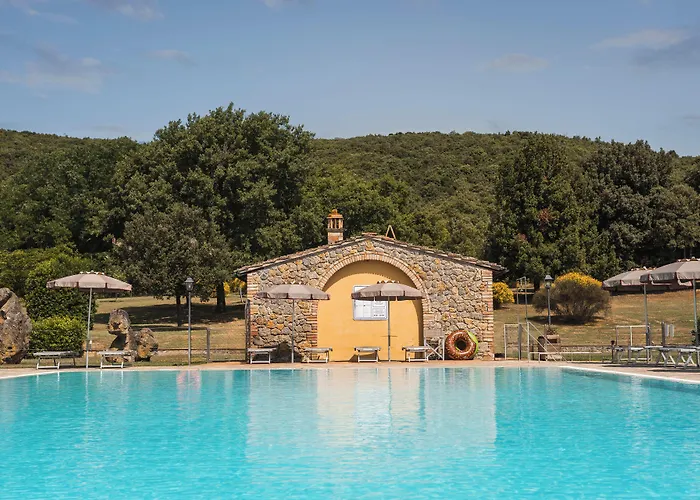 Hotel & Restaurant Casolare Le Terre Rosse