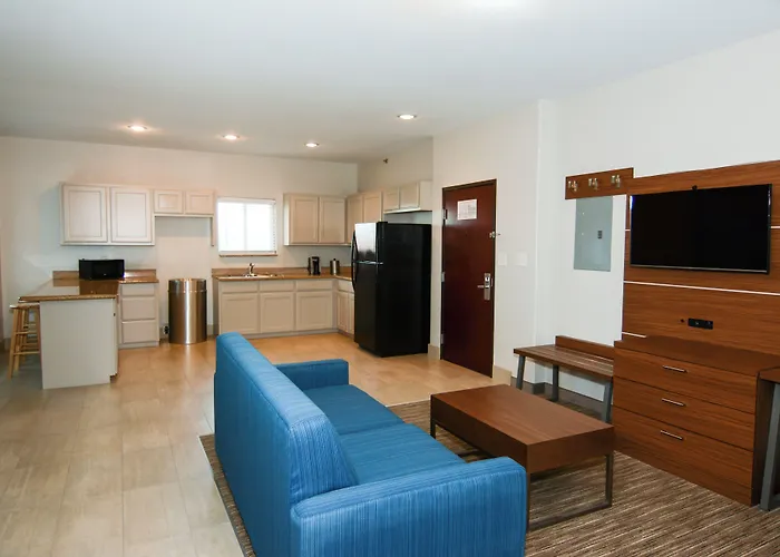 Holiday Inn Express Hotel & Suites New Boston By Ihg