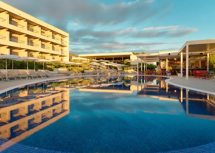 Pharos Hvar Bayhill Hotel