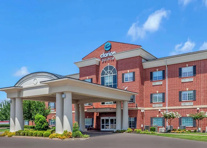 Clarion Pointe Sulphur Springs