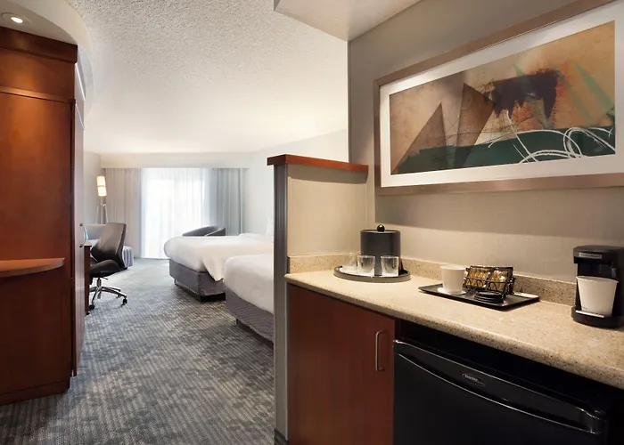Courtyard By Marriott Fort Smith Downtown