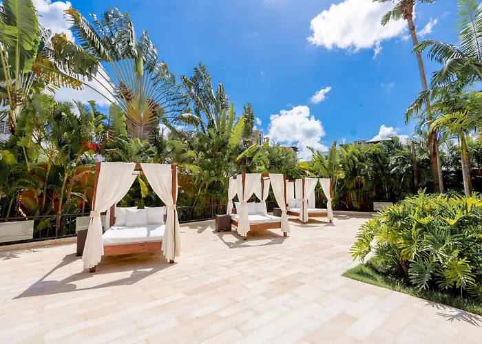 Hodelpa Garden Court