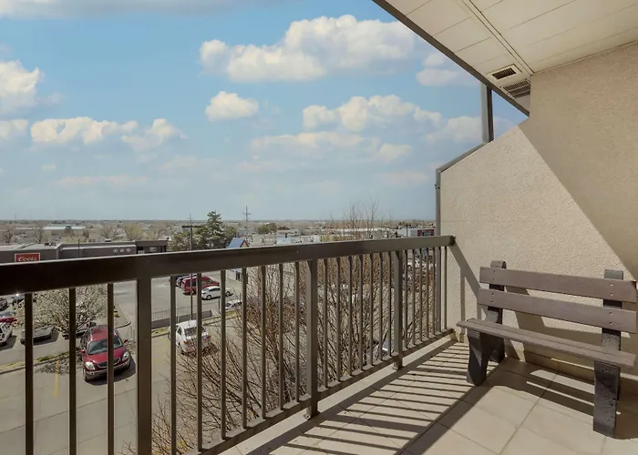 Best Western Plus Country Inn & Suites