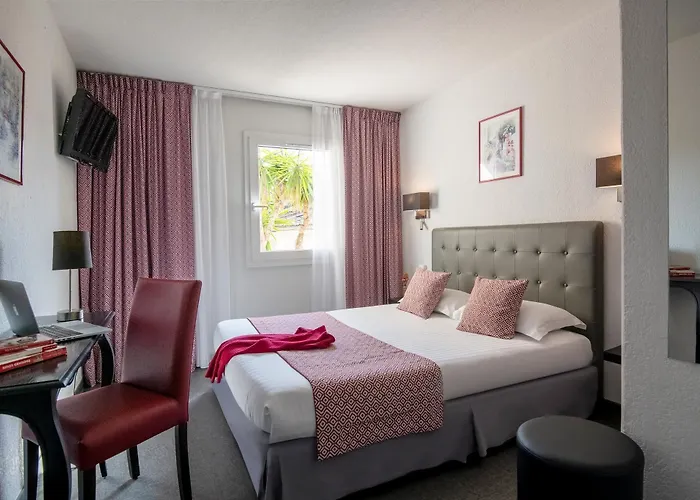 Hotel du Forum Carpentras