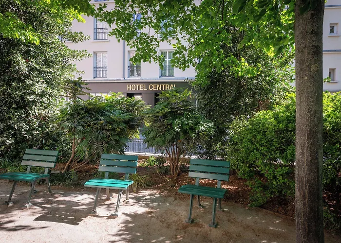 Central Hotel Paris