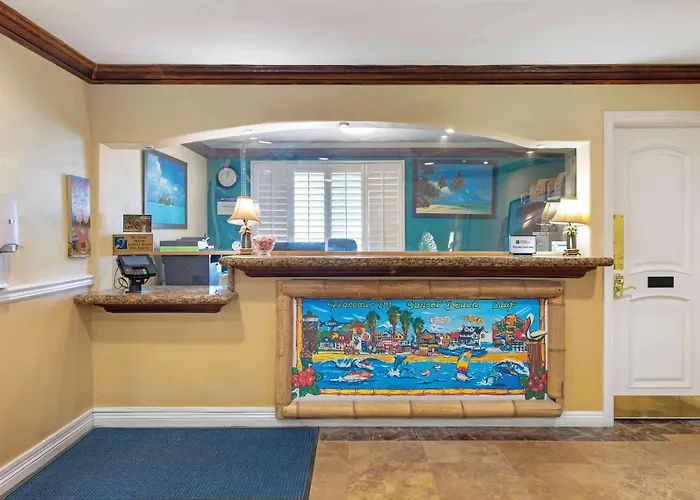 Best Western Harbour Inn & Suites Huntington - Sunset Beach