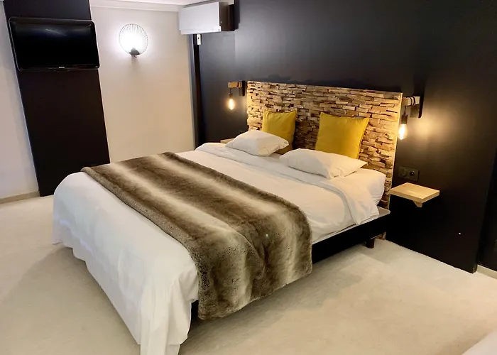 Logis Hotel Restaurant Le Fruitier