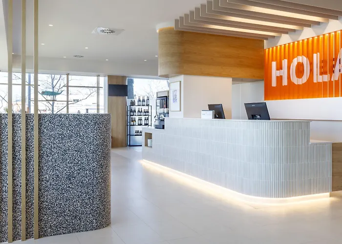 Holiday Inn Express Pamplona By Ihg